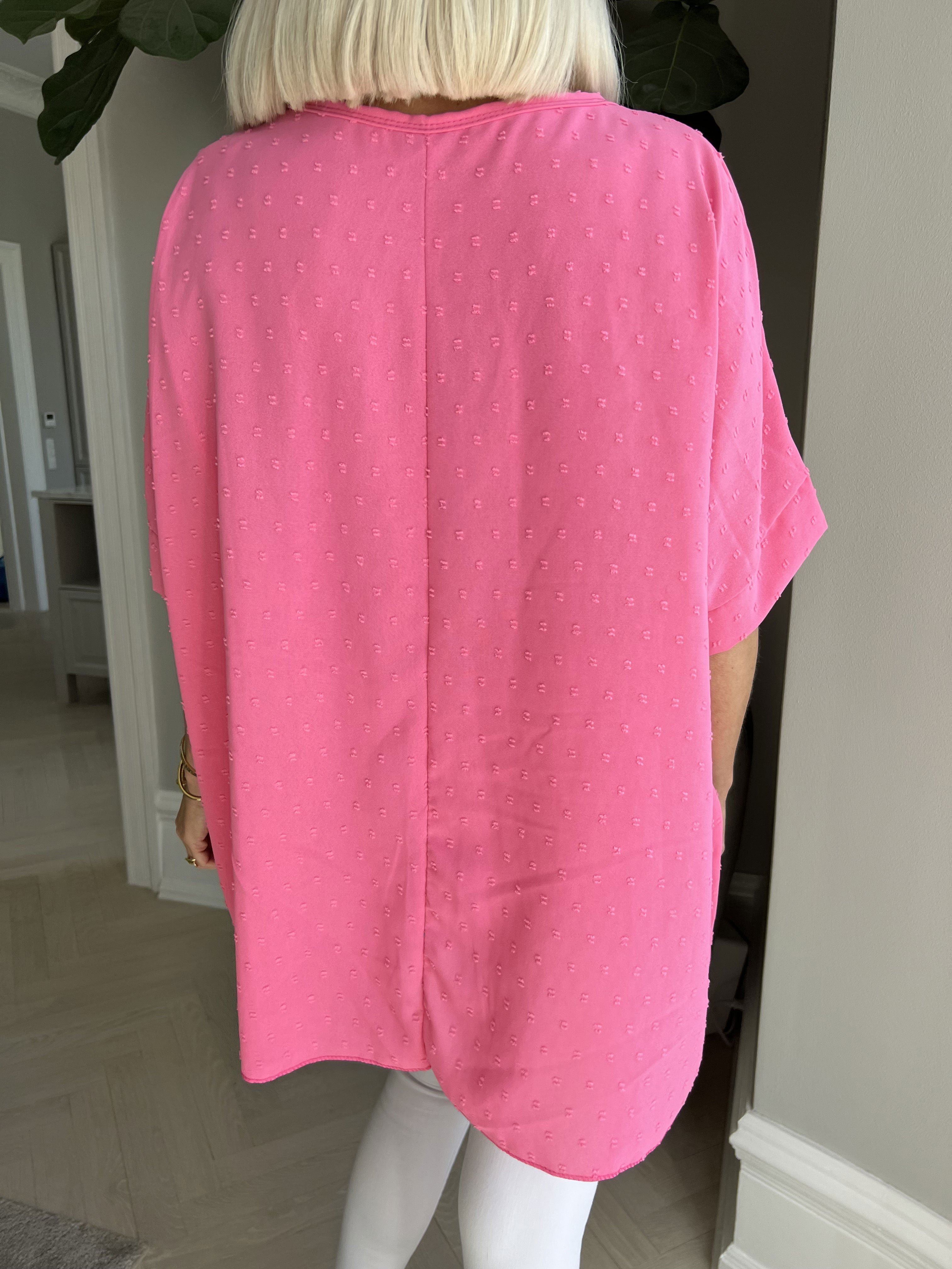 Mileah - Söt blus med prickiga detaljer